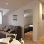 Apartment Aux Portes De *