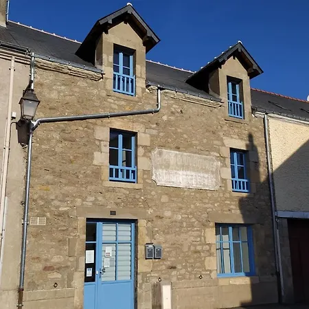 Aux Portes De Apartment *