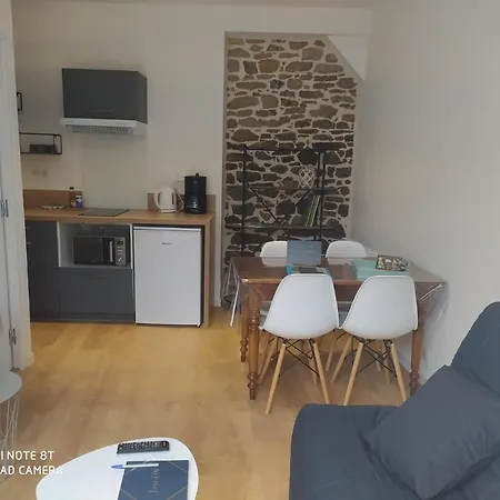 Apartment Aux Portes De *