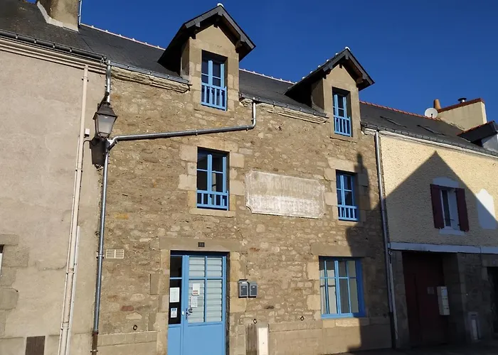 Aux Portes De Apartment *